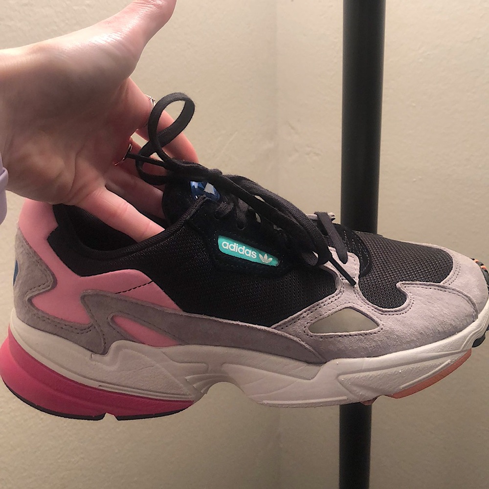 Falcon Adidas